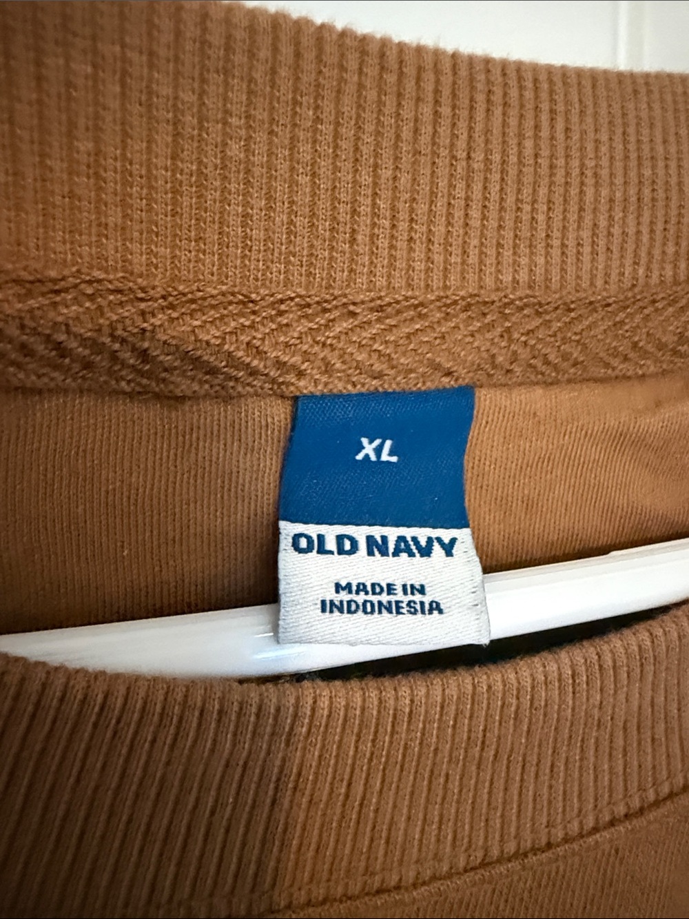 BNWT old Navy Rust Brown Cozy Crewneck Sweatshirt - Picture 2 of 4